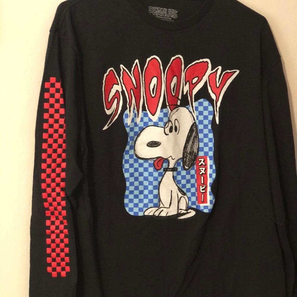 Snoopy shirt